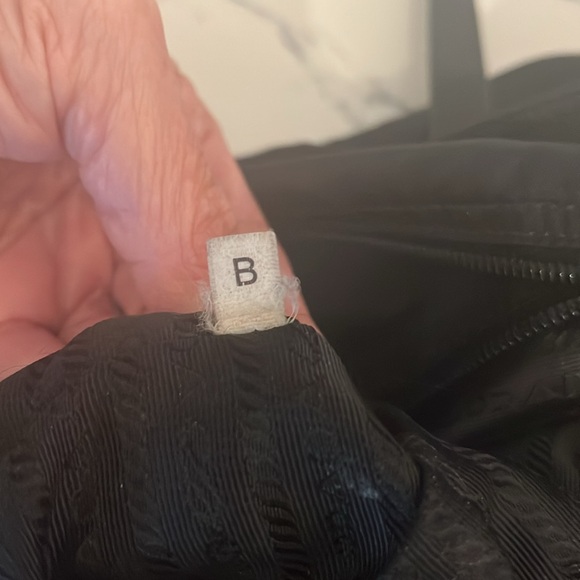 Prada black nylon tote bag - Picture 6 of 15